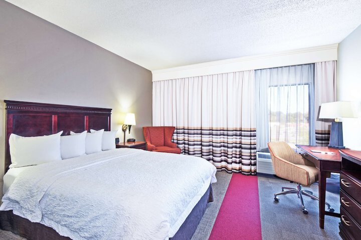 Room 10 of 34