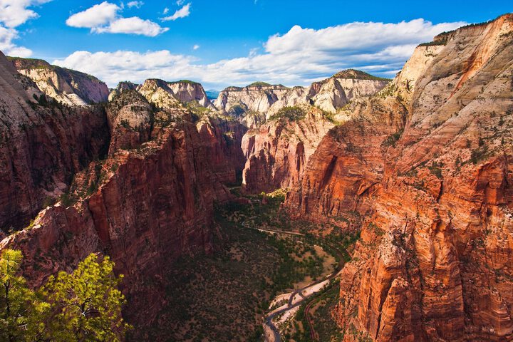 Holiday Inn Express & Suites St. George North - Zion by IHG