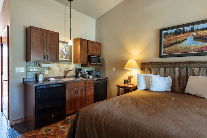 Yellowstone Valley Lodge an Ascend Collection Hotel
