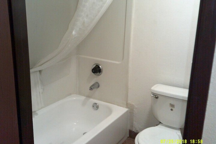Room 16 of 23