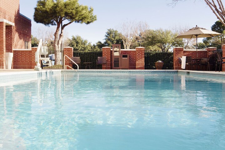 Pool 5 of 32