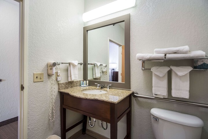 Quality Inn & Suites Pueblo West
