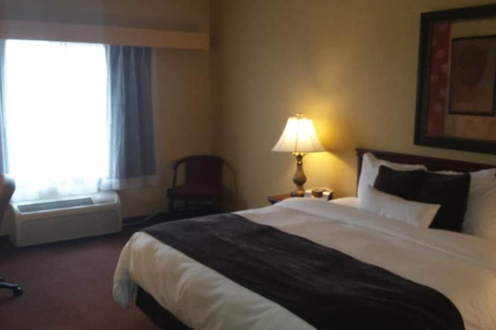 Town & Country Inn and Suites