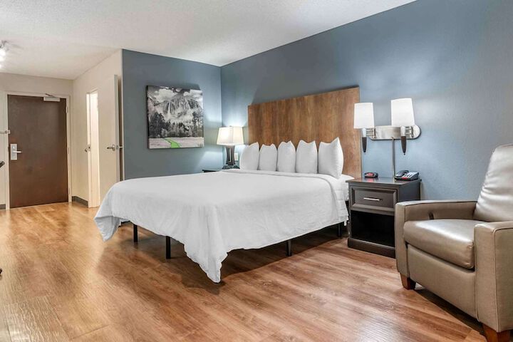 Room 18 of 35
