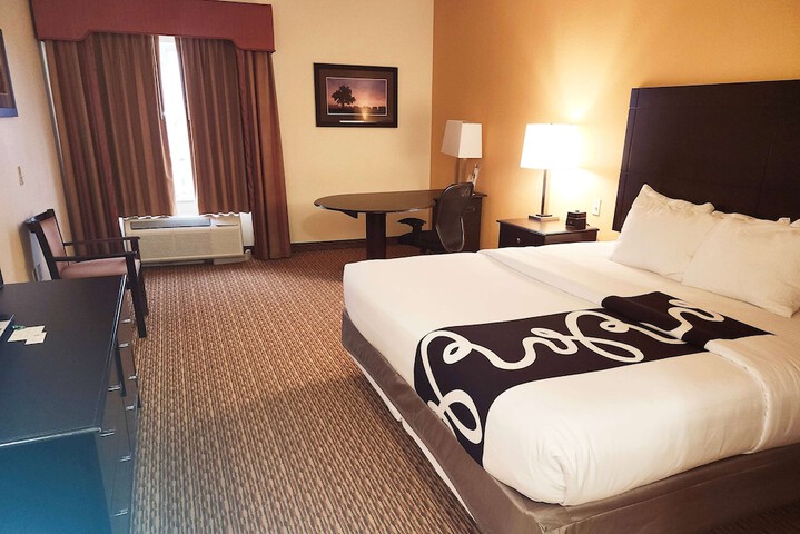 La Quinta Inn & Suites by Wyndham Stillwater-University Area