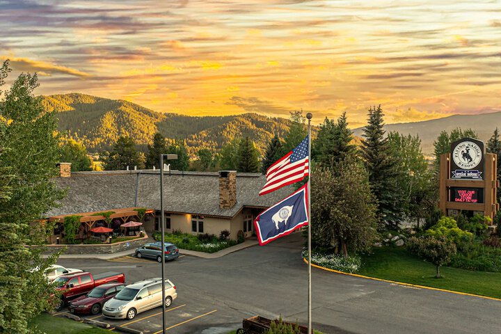 Flying Saddle Resort
