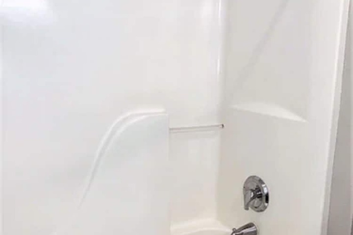 Room 16 of 53