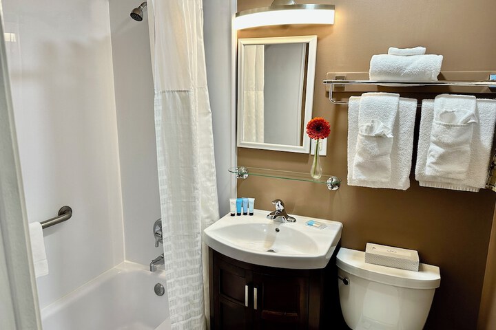 Room 30 of 52