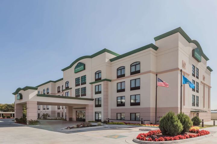 Hotel 2 of 19