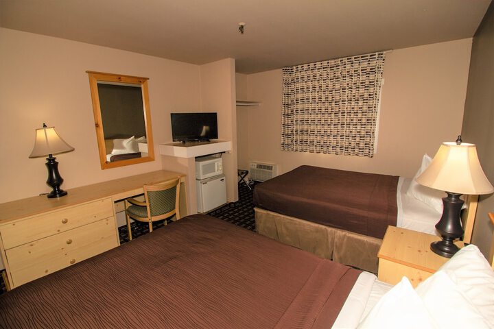 Room 28 of 39