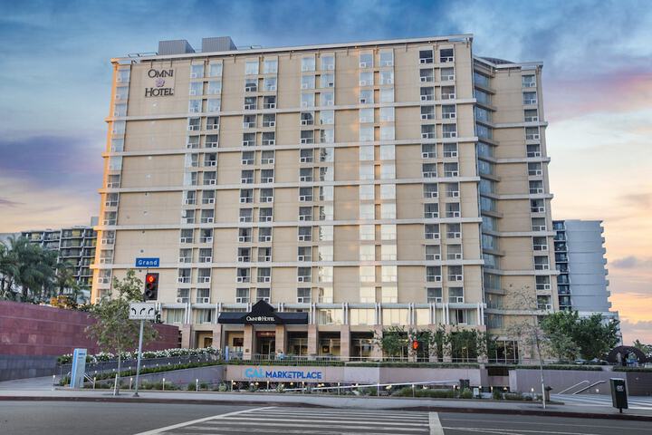 Omni Los Angeles Hotel at California Plaza