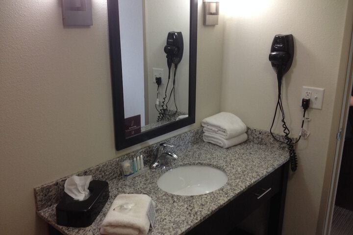 Room 43 of 63