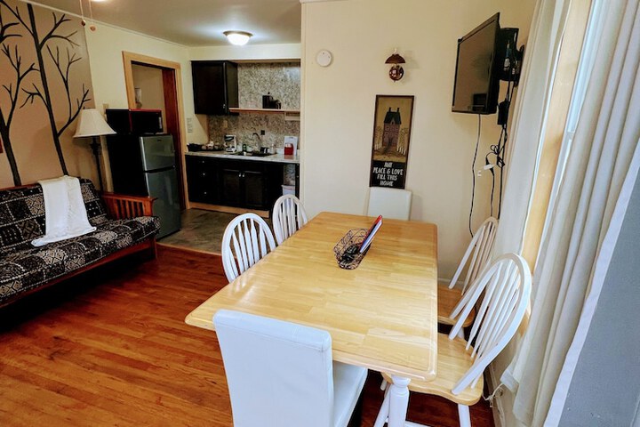 Room 45 of 177