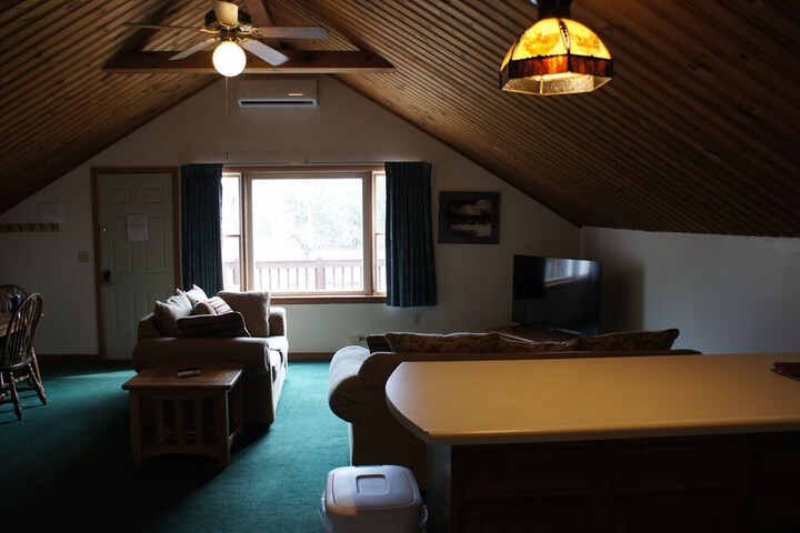 Room 57 of 78