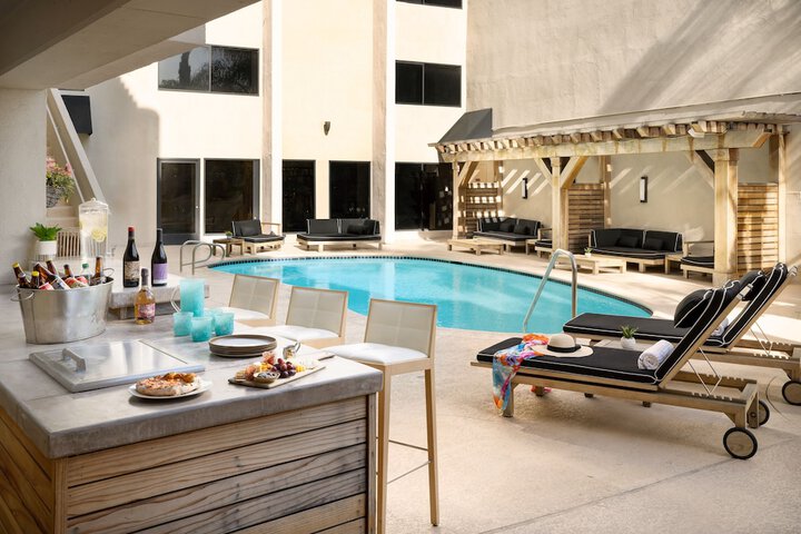 Pool 18 of 118