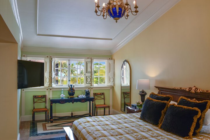 Room 55 of 120