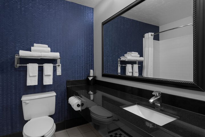 Room 15 of 17