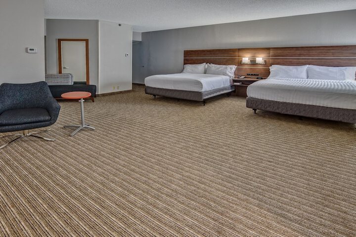 Room 16 of 47