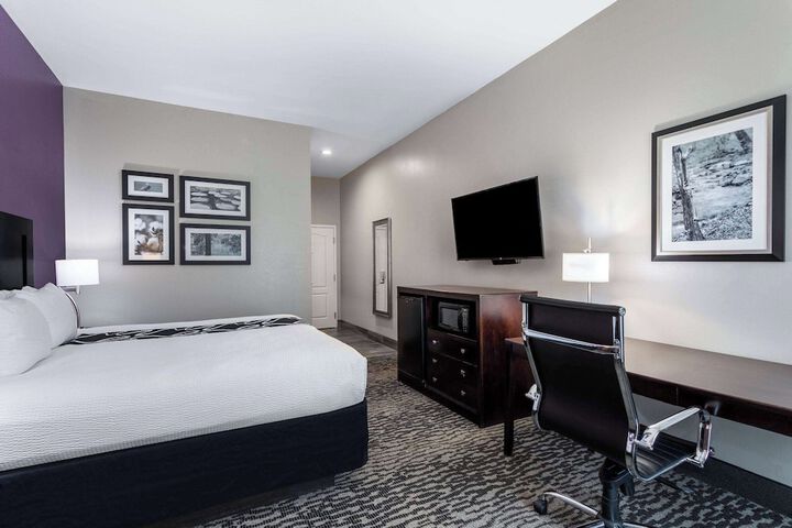 Room 19 of 49