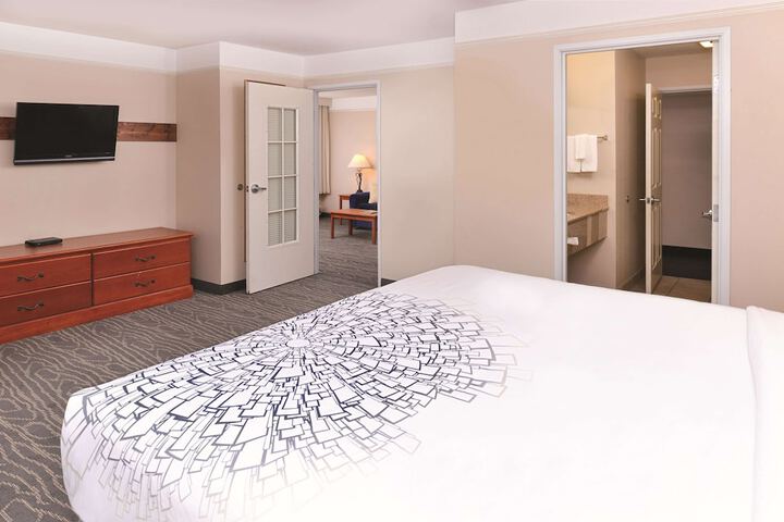 Room 34 of 57