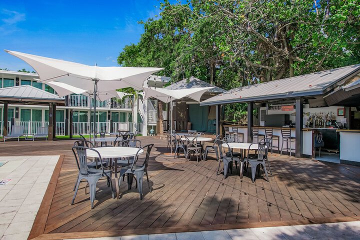 Casey Key Resorts - Mainland