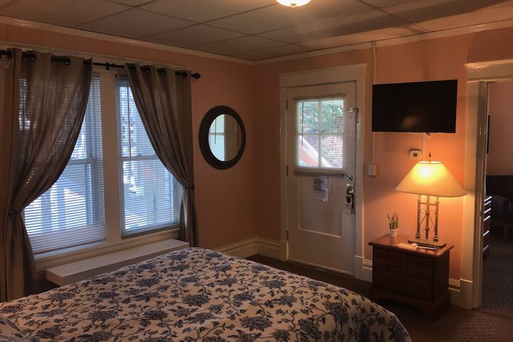 Room 31 of 76