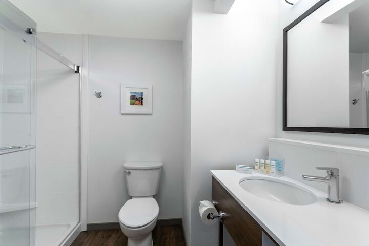Room 30 of 42