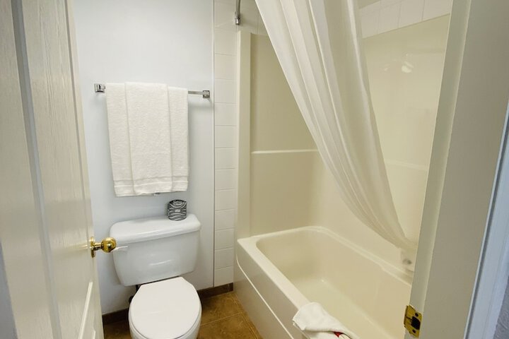 Room 43 of 53