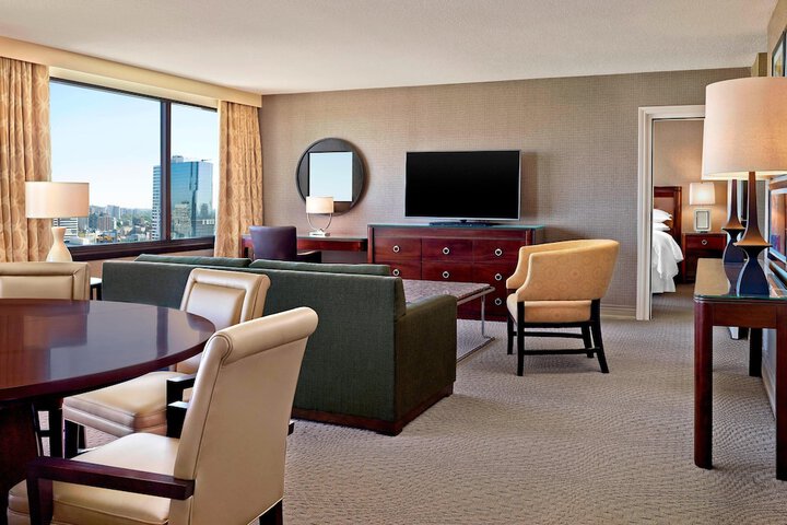Room 27 of 118