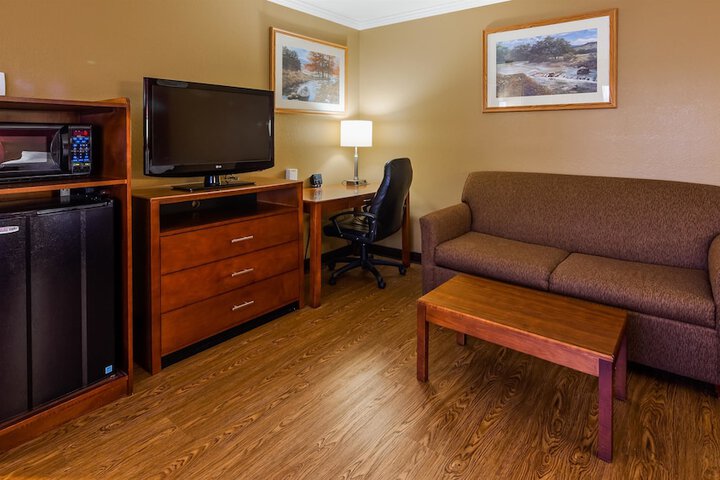 New Englander Inn Bennington