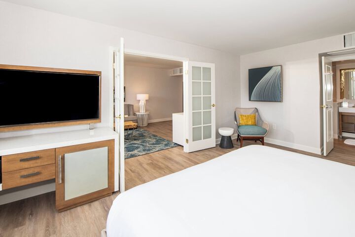 Renaissance Newport Beach Hotel
