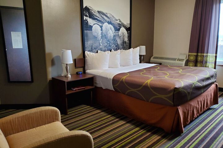 Super 8 by Wyndham Belgrade / Bozeman Airport