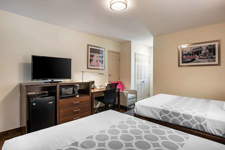 Room 26 of 39
