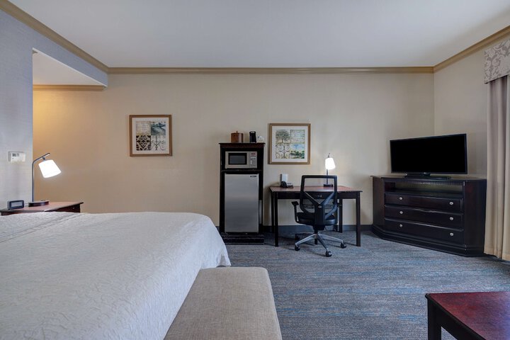 Room 17 of 60