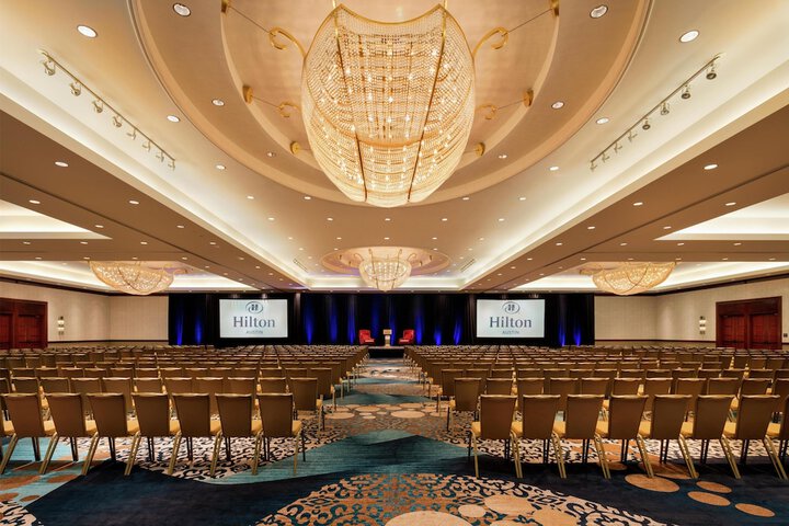 Hilton Austin