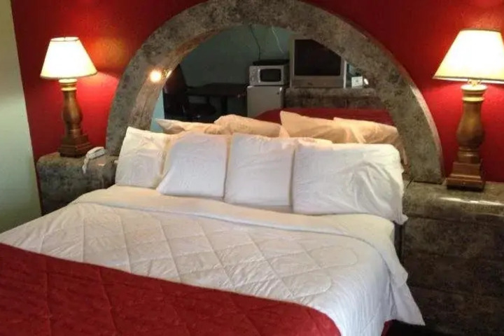 MOTOR INN