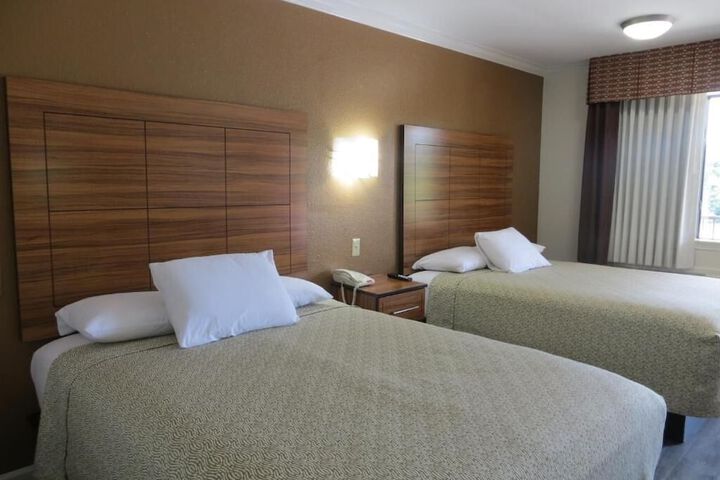 Room 15 of 31