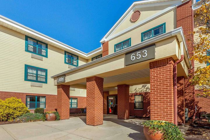 Hotel 3 of 33