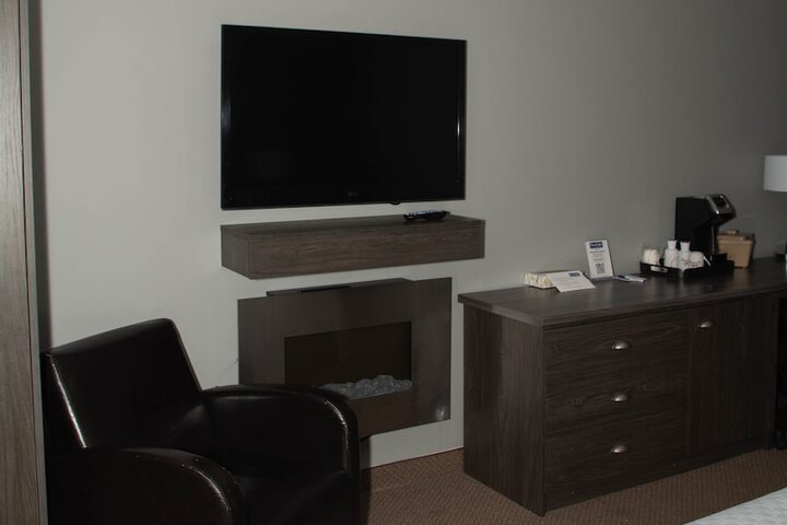 Room 38 of 48