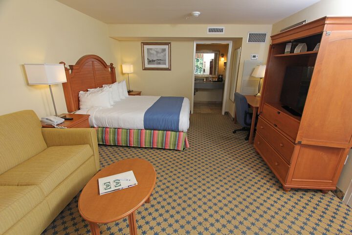 Room 43 of 133