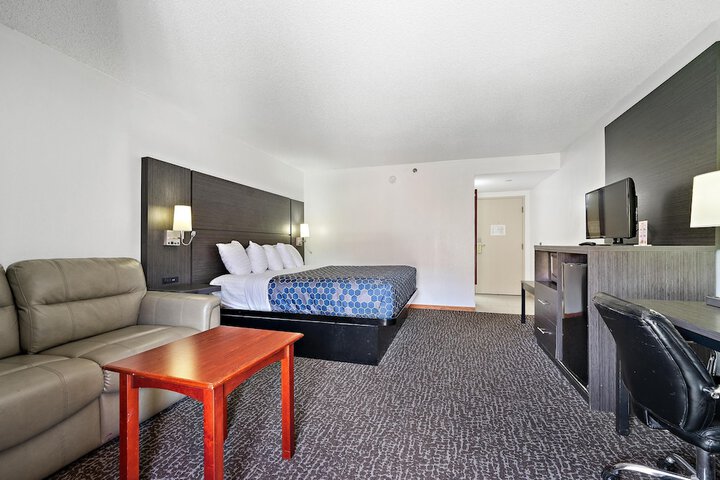 Room 30 of 45