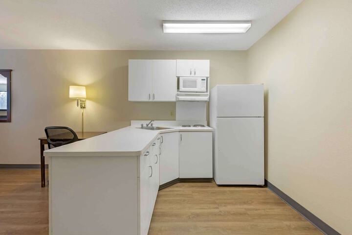 Extended Stay America Select Suites Chicago OHare