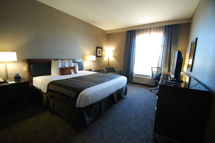 Room 8 of 27