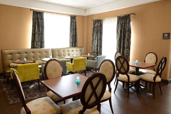 Hampton Inn Americus