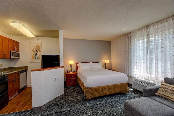 Room 19 of 23