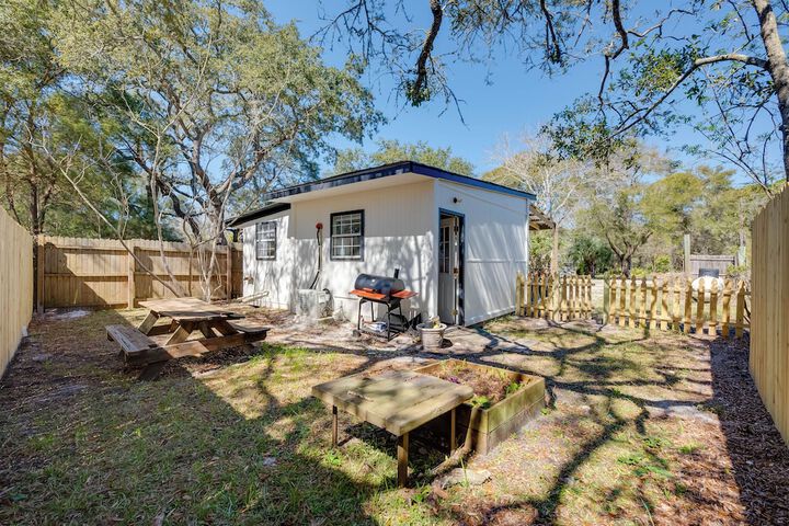 6 Mi to St. George Island: Cozy Gulf Coast Retreat!