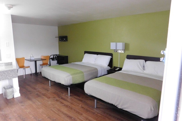 Motel 6 Burlington WA