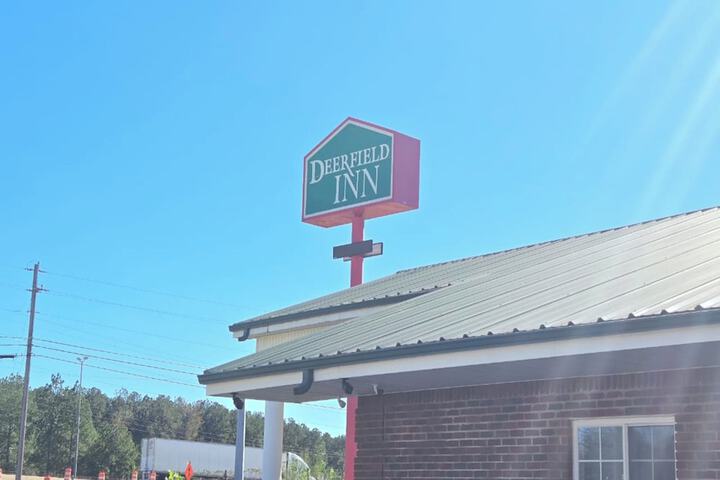 Deerfield Inn McComb I-55