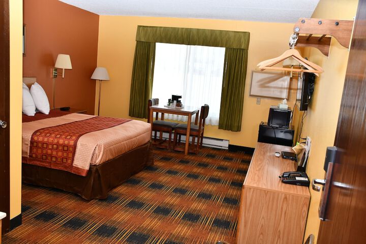 Room 22 of 39