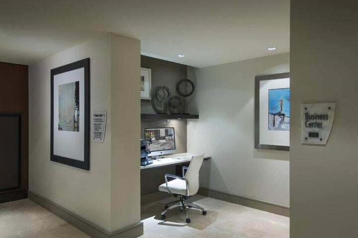 Global Luxury Suites at Boston Seaport